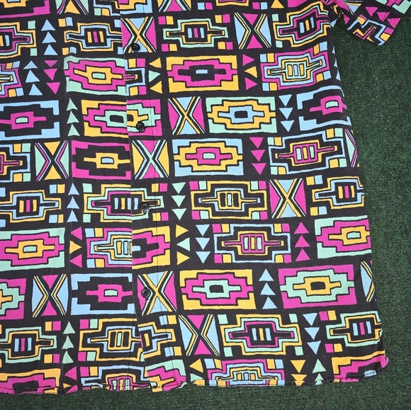 H&M❤️COACHELLA | 2015 Southwestern Geometric Short Sleeve Button Down Shirt - Picture 12 of 12